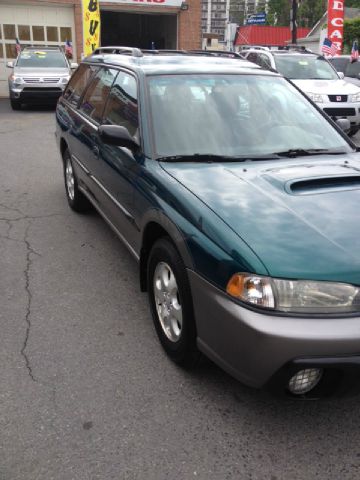 Subaru Legacy 1999 photo 1