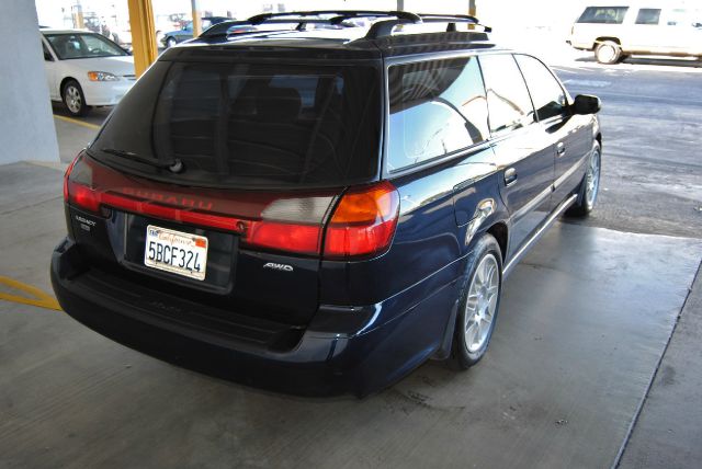 Subaru Legacy 2000 photo 5