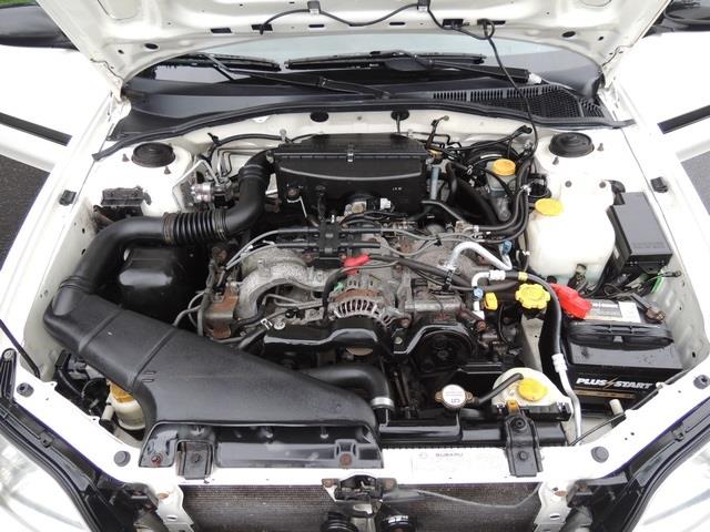 Subaru Legacy 2000 photo 23