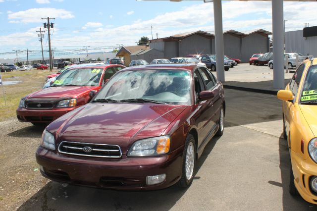 Subaru Legacy 2001 photo 2