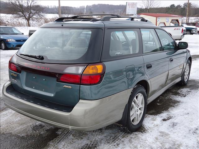 Subaru Legacy 2002 photo 4