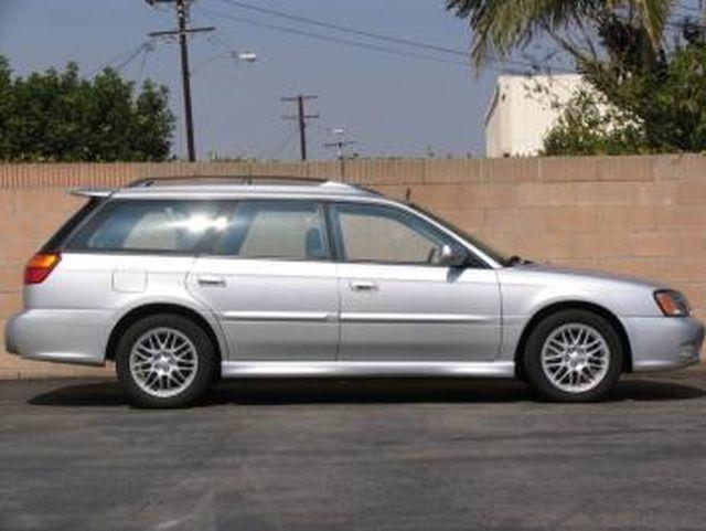 Subaru Legacy 2002 photo 4