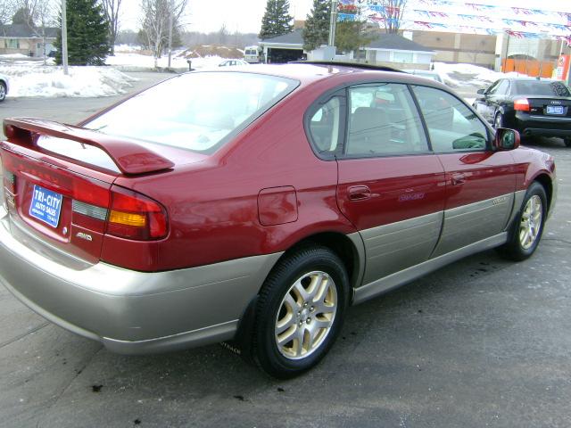 Subaru Legacy 2002 photo 3