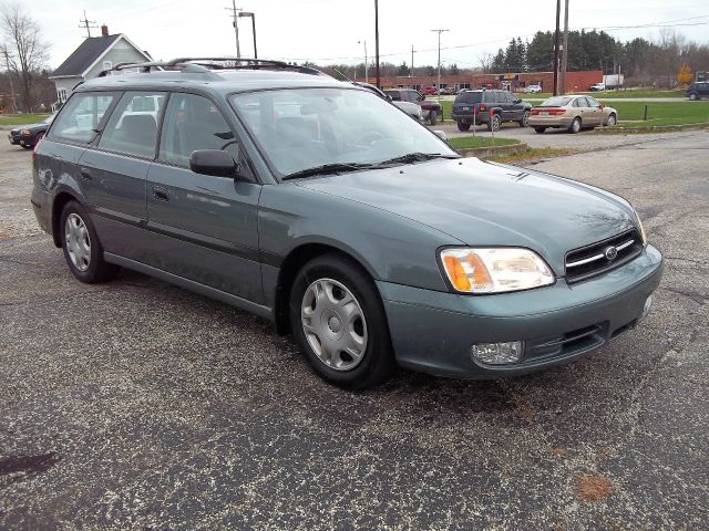 Subaru Legacy 2002 photo 2