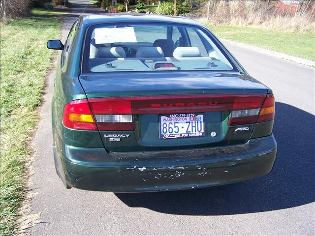 Subaru Legacy 2002 photo 3