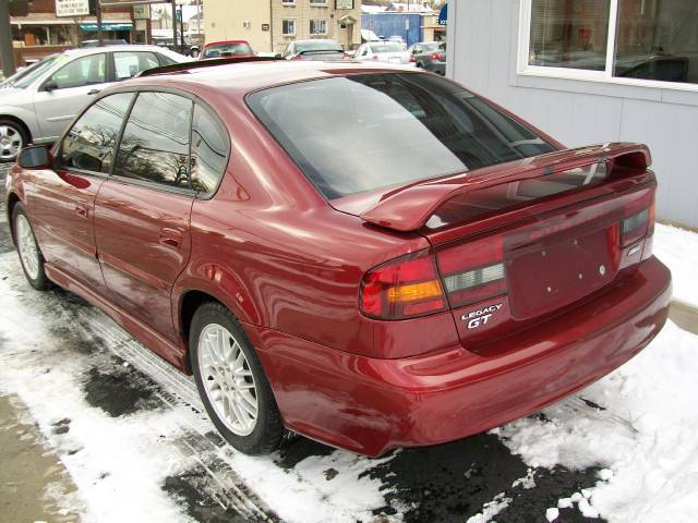 Subaru Legacy 2002 photo 1