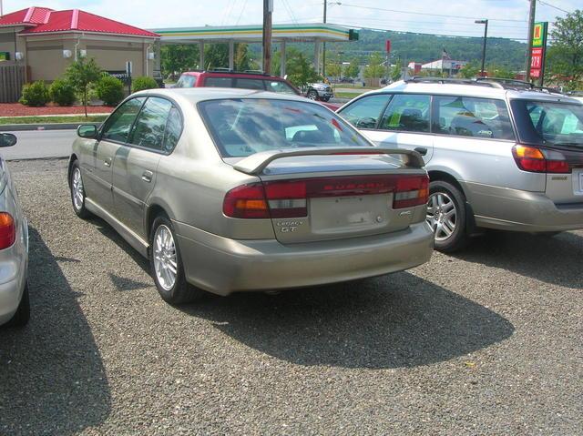 Subaru Legacy 2002 photo 4