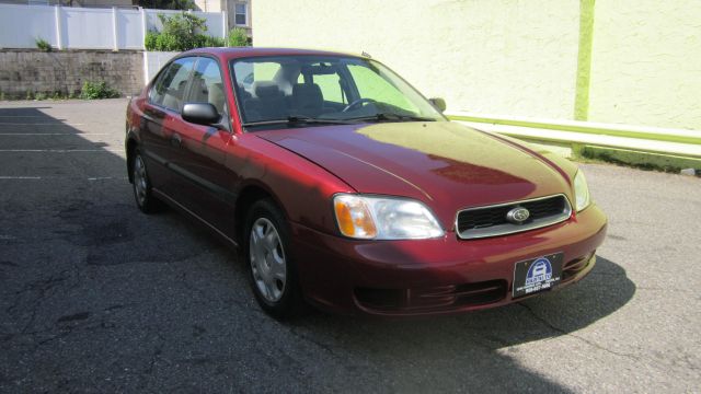 Subaru Legacy 2002 photo 1