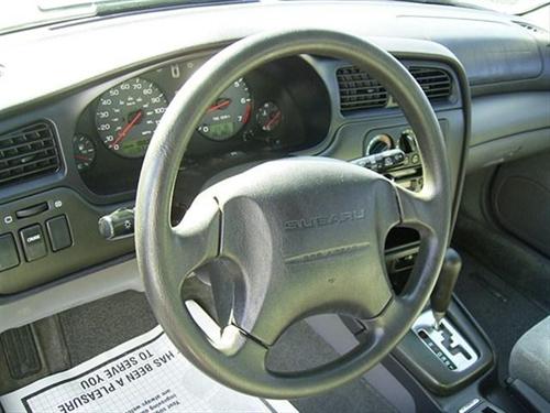 Subaru Legacy 2002 photo 3