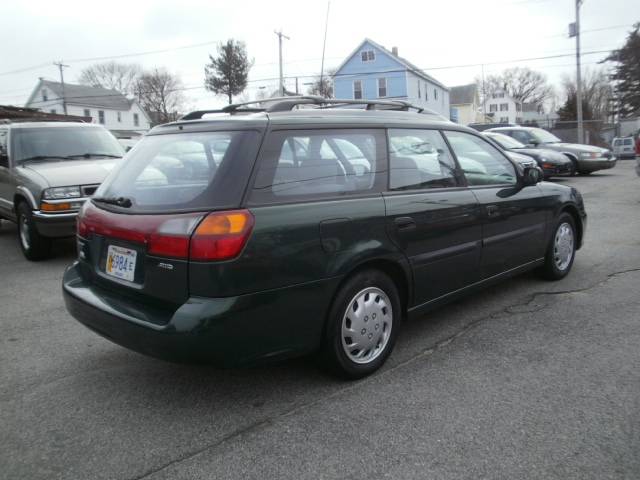 Subaru Legacy 2002 photo 3