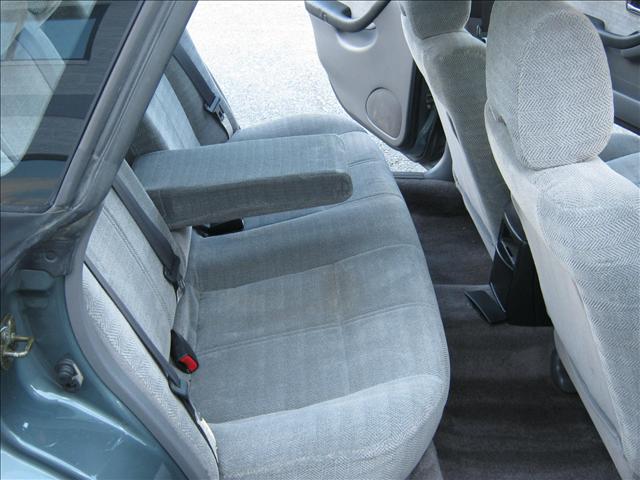 Subaru Legacy 2002 photo 5