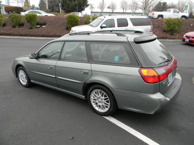 Subaru Legacy 2003 photo 2