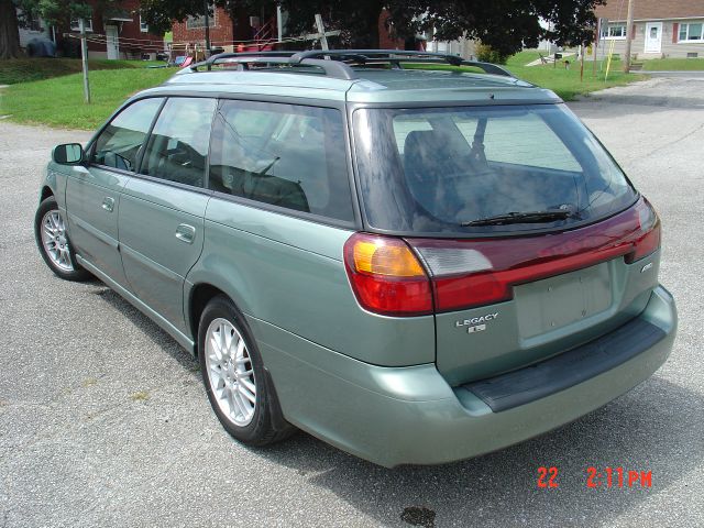 Subaru Legacy 2003 photo 3