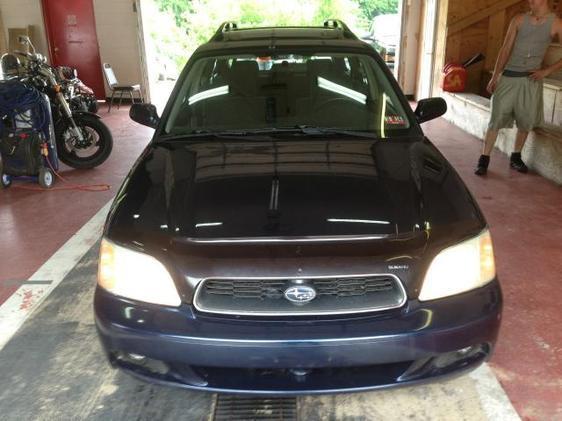 Subaru Legacy 2003 photo 2