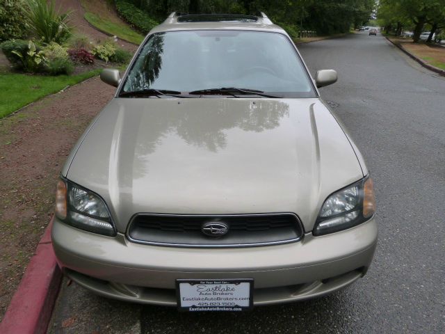 Subaru Legacy 2003 photo 2