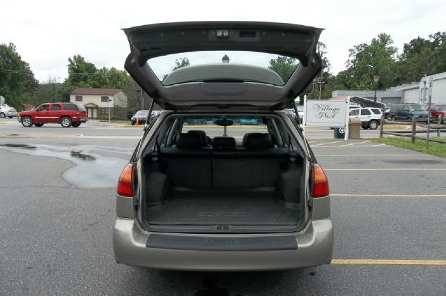 Subaru Legacy 3.8 Grand Touring Wagon