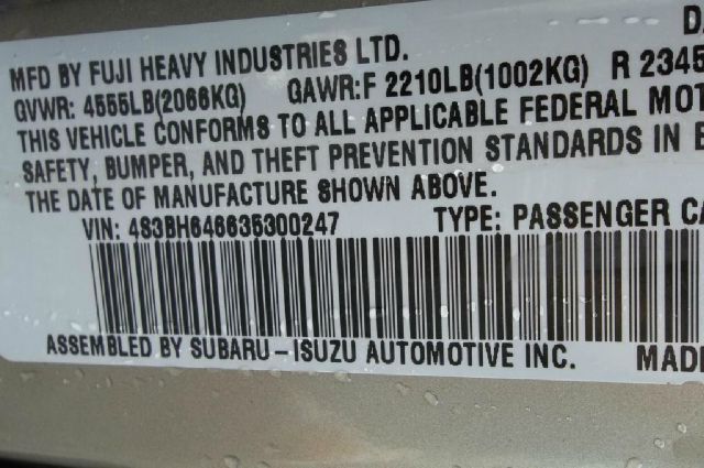 Subaru Legacy 2003 photo 1