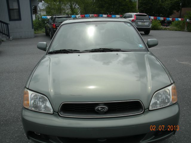 Subaru Legacy 2003 photo 3