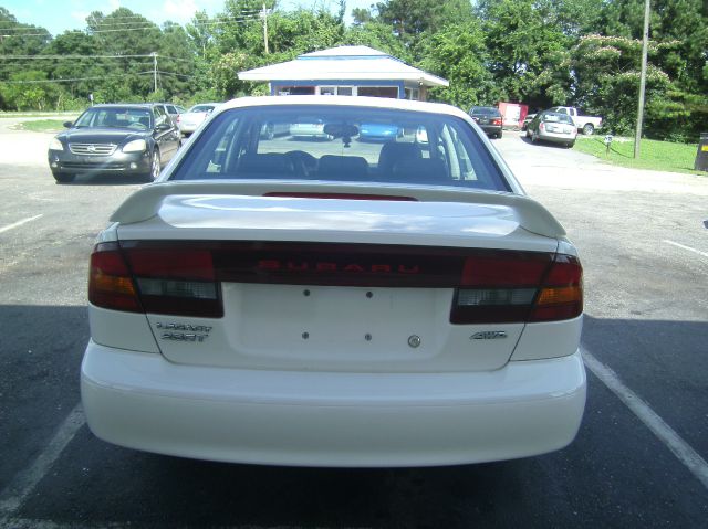 Subaru Legacy 2004 photo 4