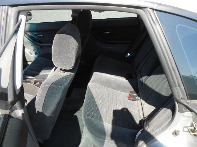 Subaru Legacy 2004 photo 1