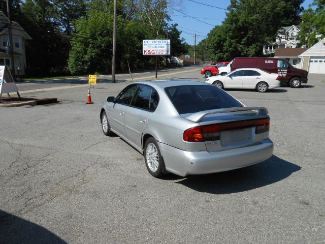 Subaru Legacy 2004 photo 6