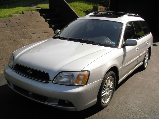 Subaru Legacy 2004 photo 2