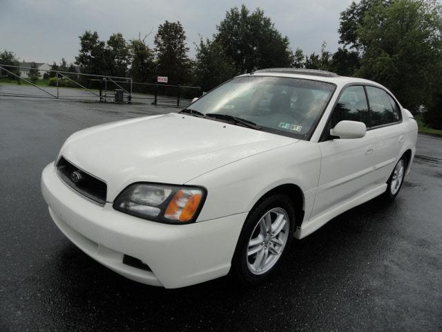 Subaru Legacy 2004 photo 1