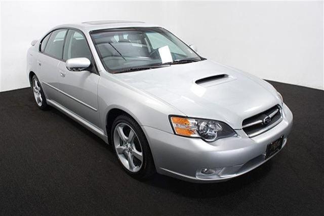 Subaru Legacy 2005 photo 2