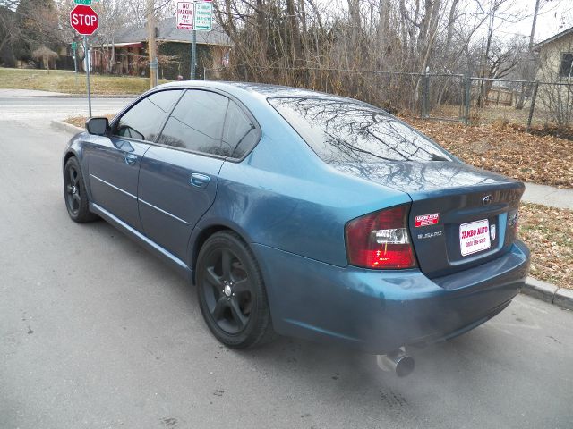 Subaru Legacy 2005 photo 1