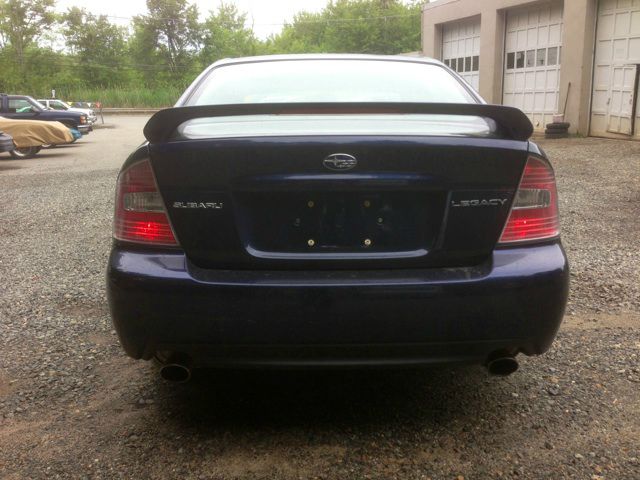 Subaru Legacy 2005 photo 1