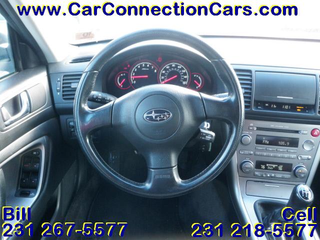 Subaru Legacy 2005 photo 3