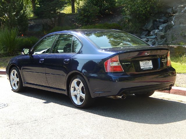 Subaru Legacy 2005 photo 3