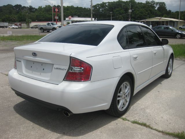 Subaru Legacy 2005 photo 12