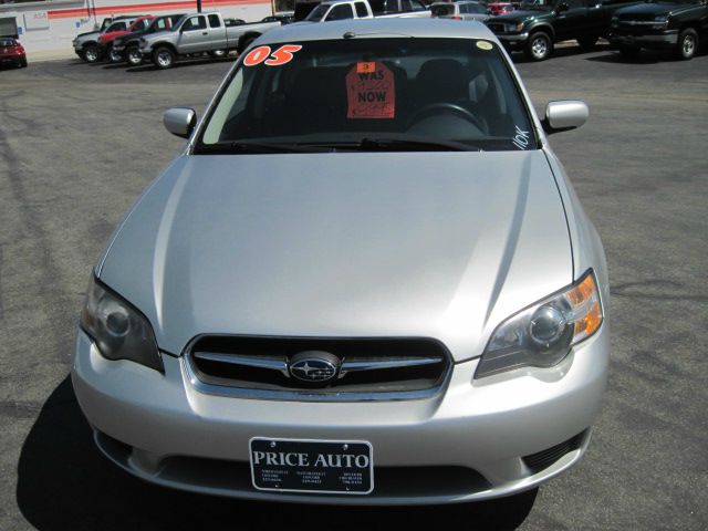 Subaru Legacy 2005 photo 1