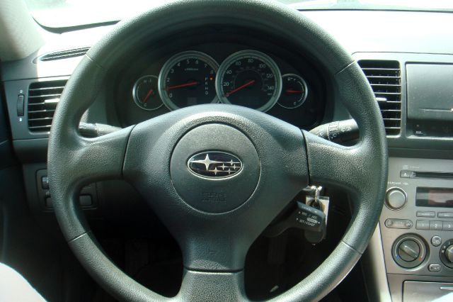 Subaru Legacy 2005 photo 13