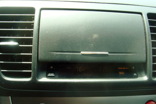 Subaru Legacy 2005 photo 6