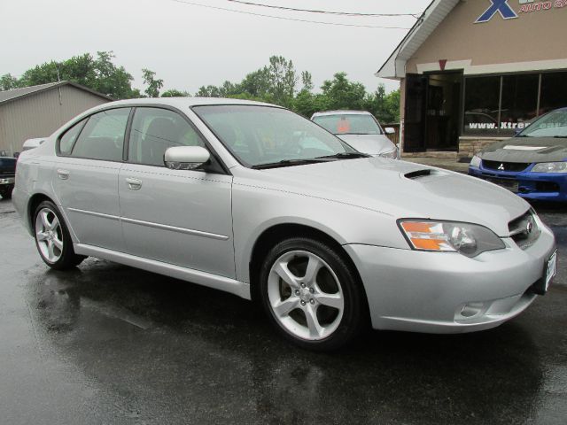 Subaru Legacy 2005 photo 4