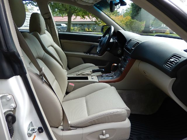 Subaru Legacy 2005 photo 3