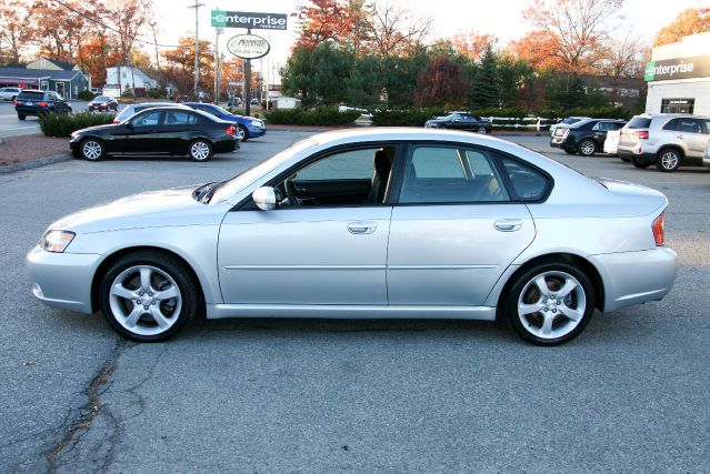 Subaru Legacy 2005 photo 3