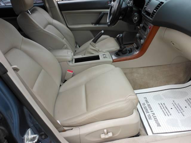 Subaru Legacy 2005 photo 4