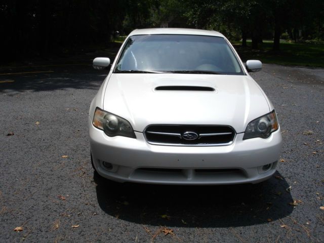 Subaru Legacy 2005 photo 1