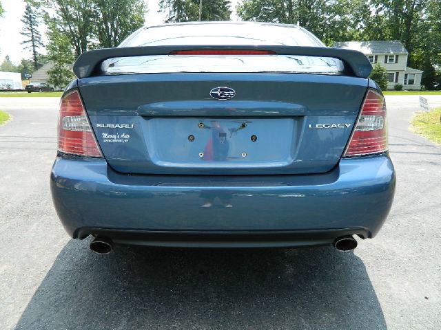 Subaru Legacy 2005 photo 4