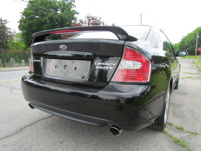 Subaru Legacy 2005 photo 24