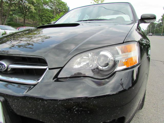 Subaru Legacy 2005 photo 27