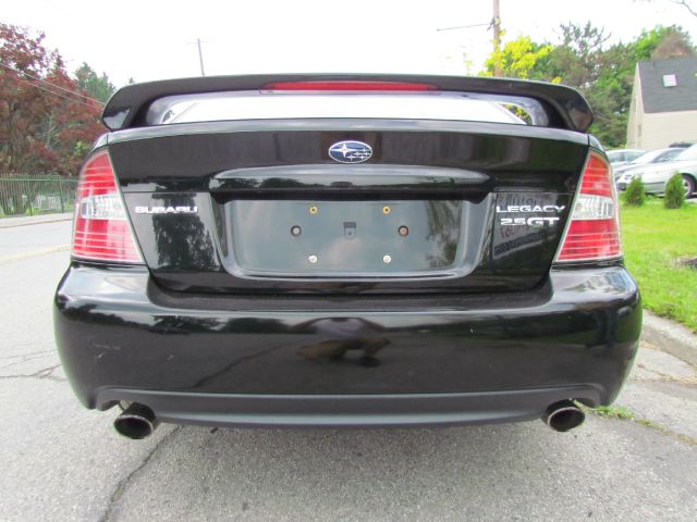 Subaru Legacy 2005 photo 28