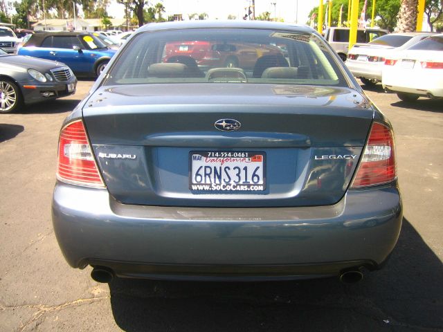 Subaru Legacy 2005 photo 3