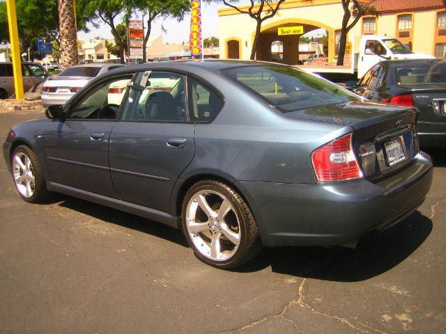 Subaru Legacy 2005 photo 7