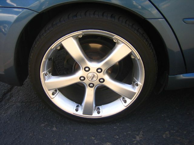 Subaru Legacy 2005 photo 9