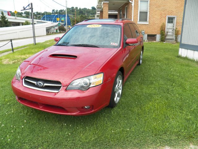 Subaru Legacy 2005 photo 1