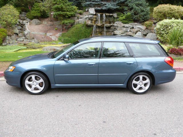 Subaru Legacy 2005 photo 1